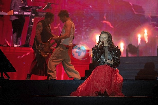Antalya Açıq Səhnədə musiqi ilə dolu mövsüm Teoman ilə başladı - Şəkil: 3