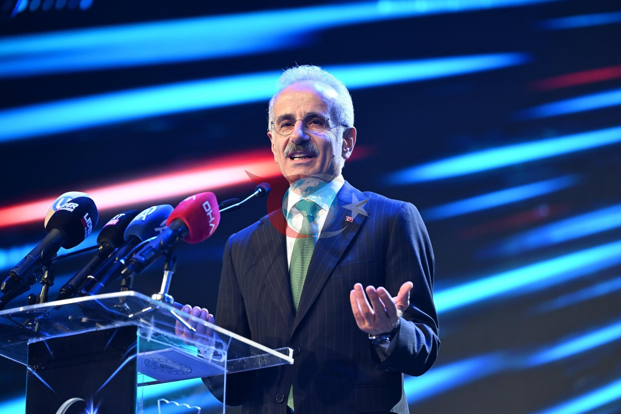 Bakan Uraloğlu: Orta Doğu Hava Sahasında Sorun Yok, Gemiler Hürmüz'de