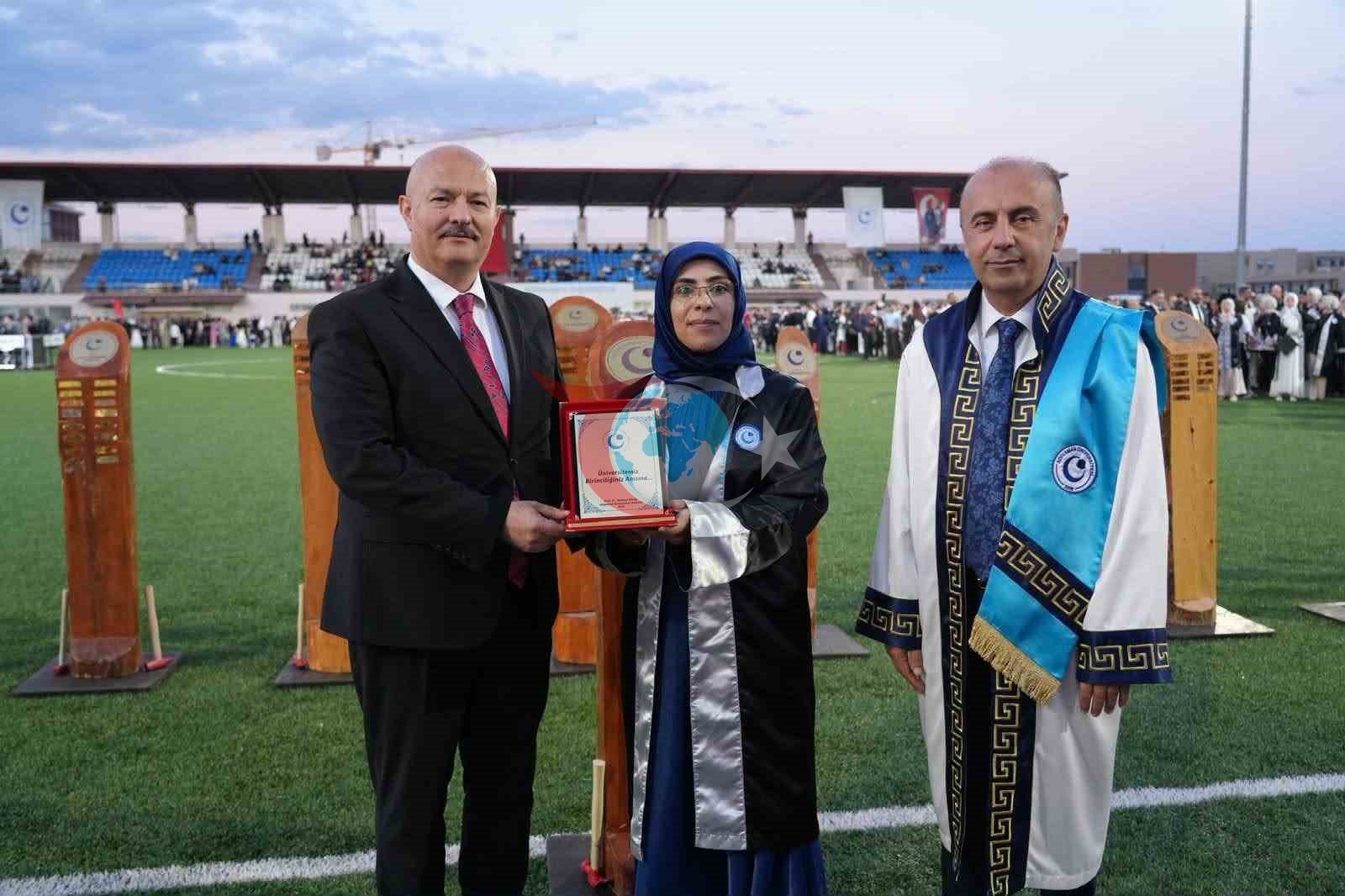 Adıyaman Üniversitesi'nde Mezuniyet Töreni Coşkusu