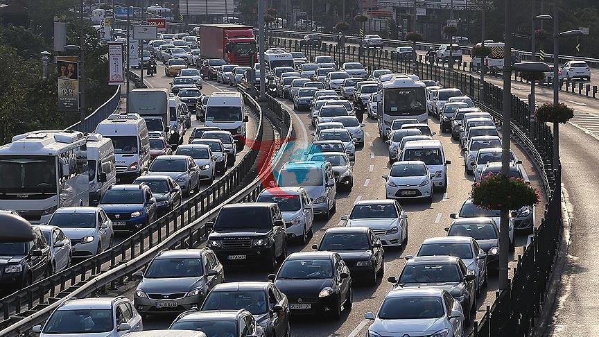 Milyonlarca araç sahibini ilgilendiriyor: Trafik sigortasında yeni tarife belli oldu
