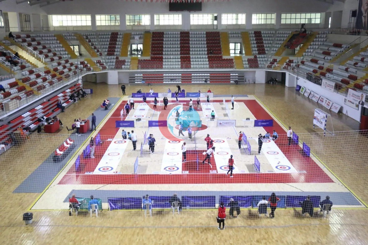 Floor Curling