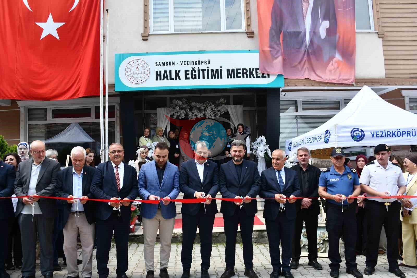 Vezirköprü'de El Sanatları Sergisi Yoğun İlgi Gördü
