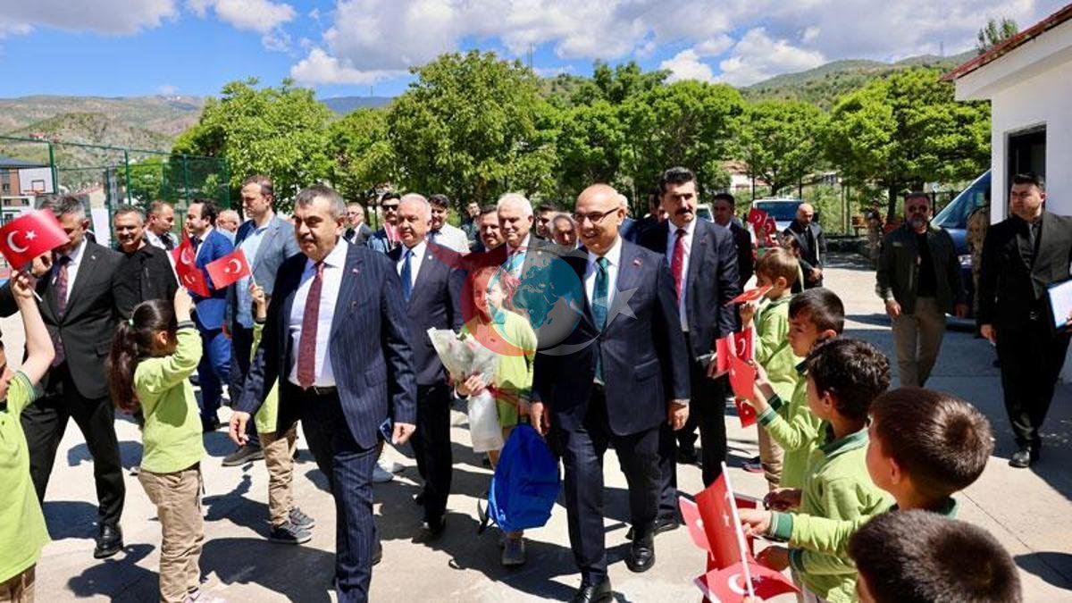 Bakan Tekin: Eğitimde Yaptıklarımız Bir Devrim Niteliğinde