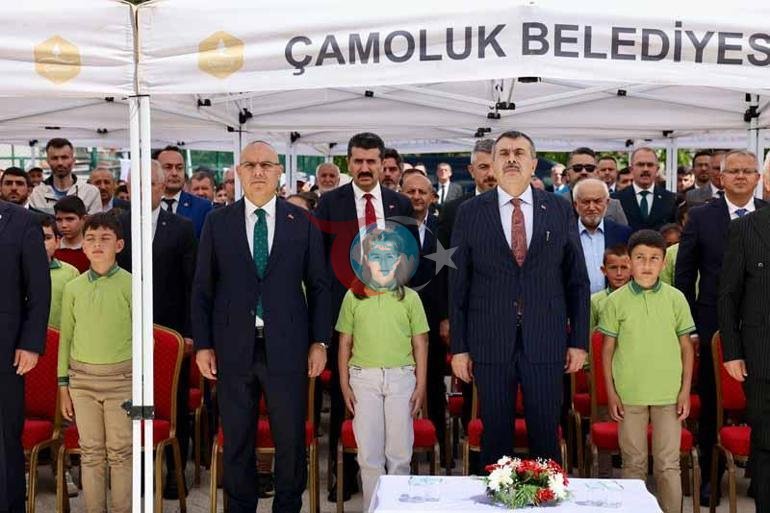 Bakan Tekin: Türkiyede eğitim öğretime yaptıklarımız devrim kabul ediliyor