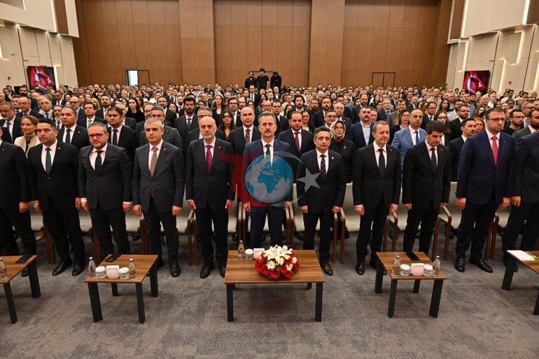 Bakan Tekin: Türkiyede eğitim öğretime yaptıklarımız devrim kabul ediliyor