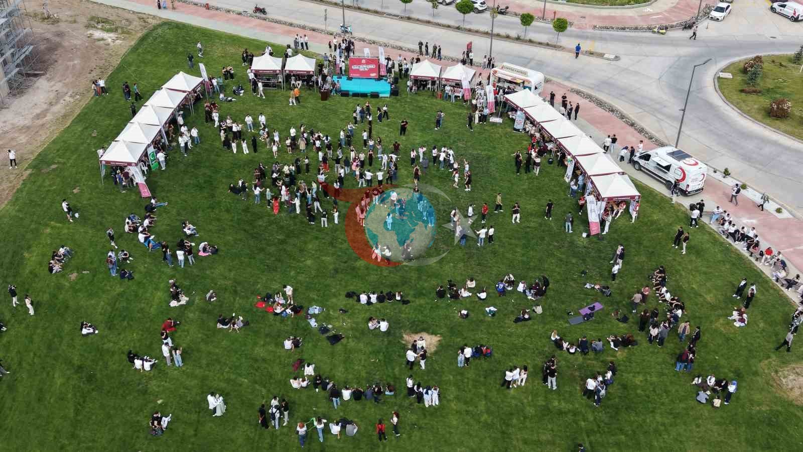 Hitit Üniversitesi'nde Fest ’26 Renkli Görüntülere Sahne Oldu