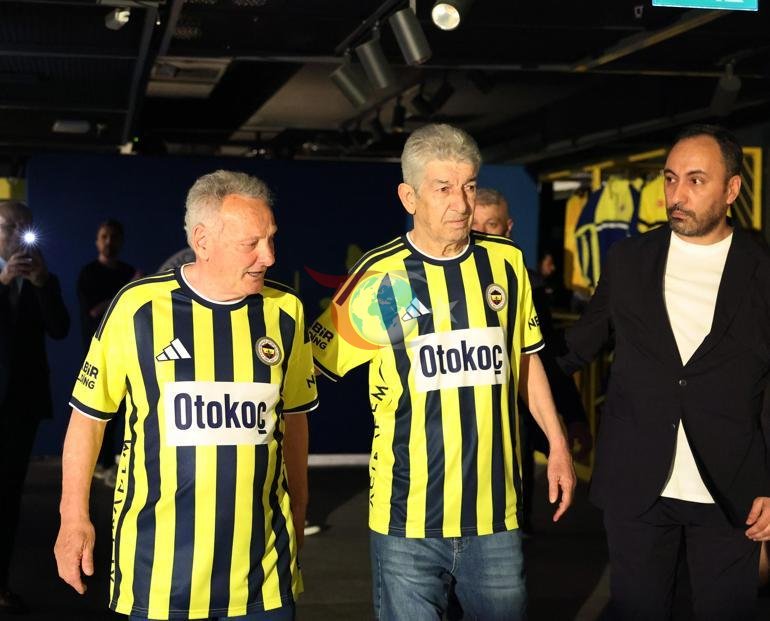 Fenerbahçe, 120’nci yıla özel yeni sezon formalarını tanıttı