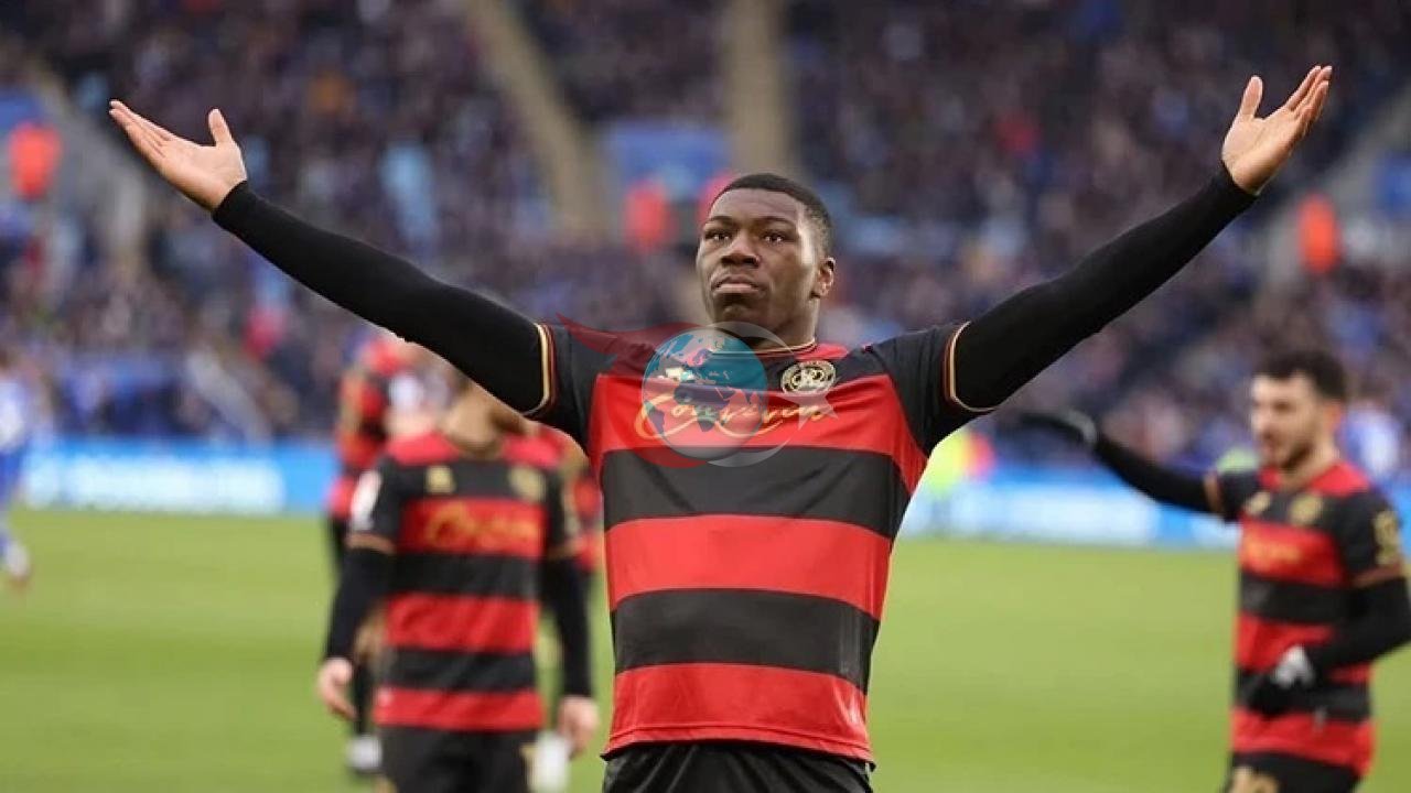 Göztepe, İrlandalı Golcü Sinclair Armstrong'u Kadrosuna Kattı