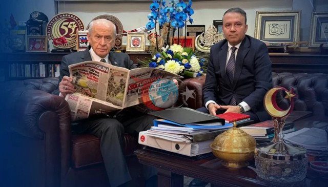 Bahçelidən CHP-nin qiymətləndirməsi: Paralel liderlik sabitliyi pozur - Şəkil: 0