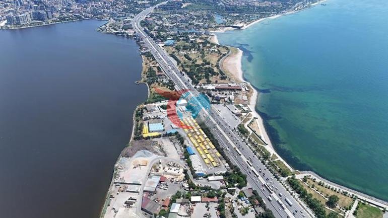 Istanbulda qo'rqinchli ko'rinish Ko'k va jigarrang o'rtasidagi chegara havodan ko'rindi