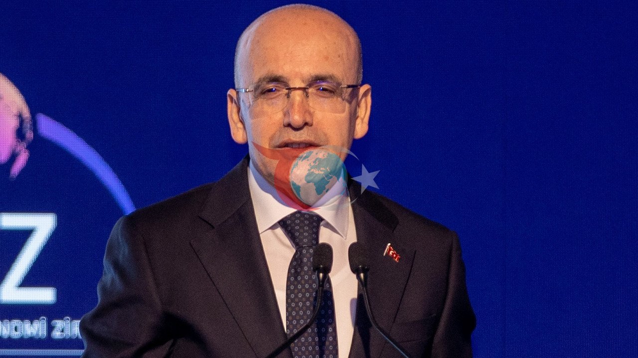 Joriy hisob taqchilligining boshqariladigan darajasi: Vazir Shimshekning iqtisodiy barqarorlik xabari