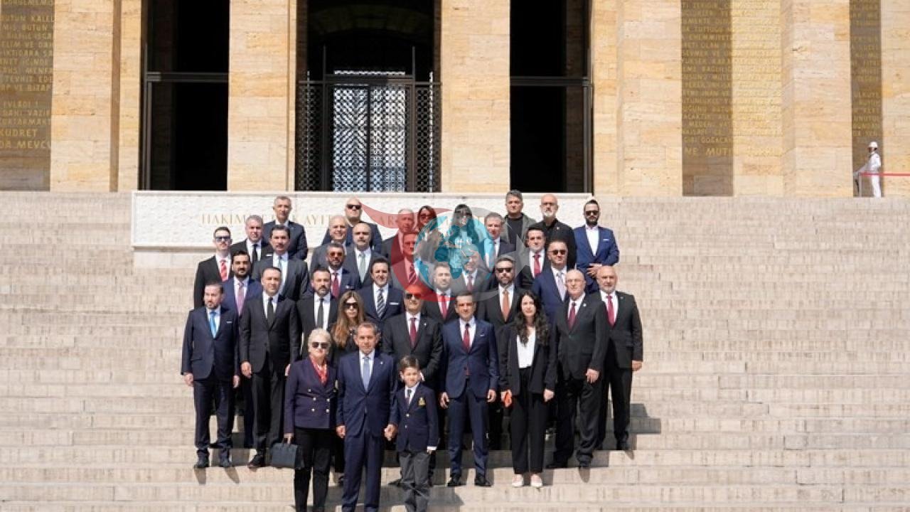Galatasaray'ın Anıtkabir Ziyareti: Anlamlı Bir Tören