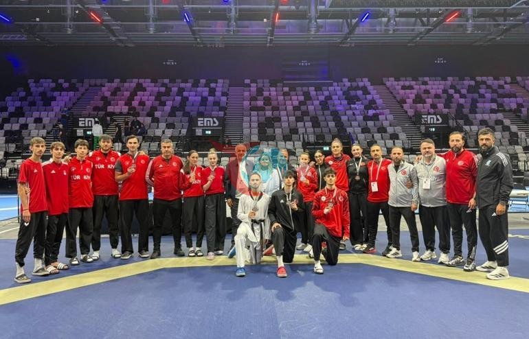 Milli taekvondoçulardan 13 medal