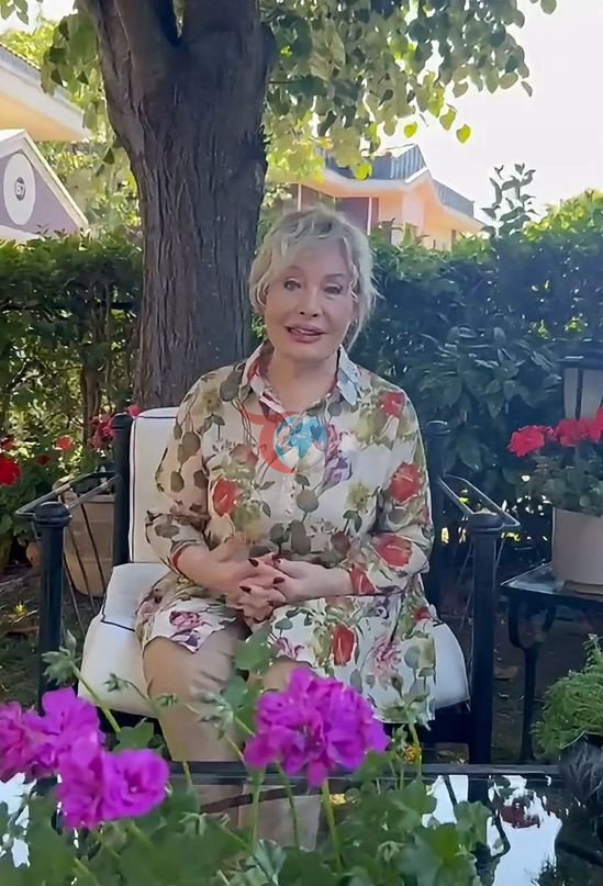 Emel Sayin kasalligi haqida bayonot berdi - Rasm: 2