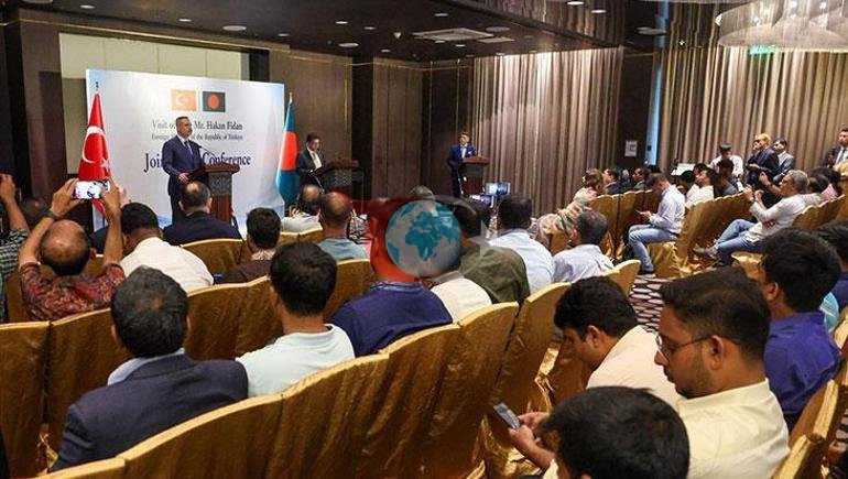 Bakan Fidan Bangladeşte: Rohingya krizini gündemde tutmak için yoğun çaba sarf ediyoruz