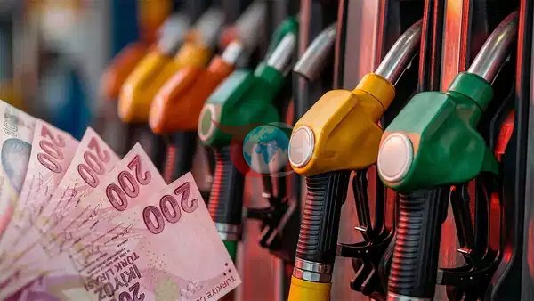 Akaryakıtta İndirim: Benzin Fiyatları Düşüşe Geçiyor