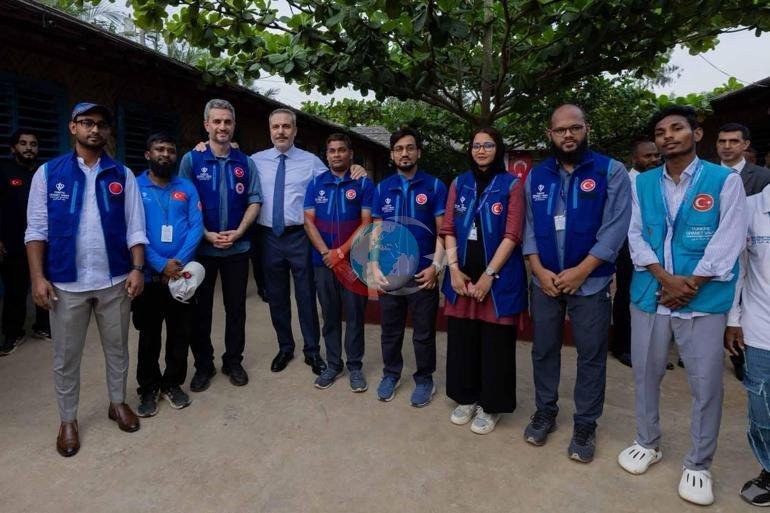 Dışişleri Bakanı Fidan, Bangladeşte mülteci kamplarını ziyaret etti