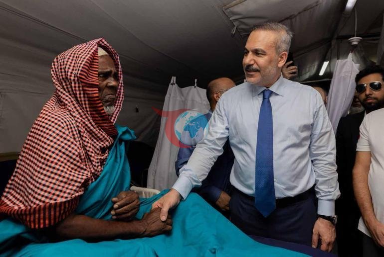Dışişleri Bakanı Fidan, Bangladeşte mülteci kamplarını ziyaret etti