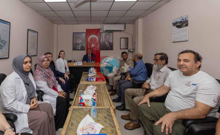 Dışişleri Bakanı Fidan, Bangladeşte mülteci kamplarını ziyaret etti