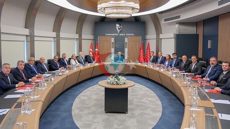 CHP MYK toplandı Hedef partiyi böldürmemek