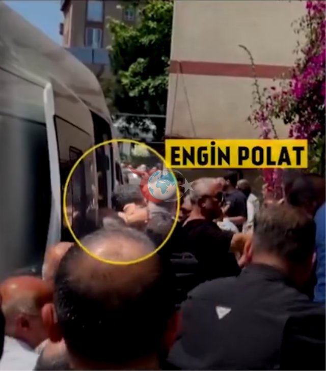 Can Polat'ın taziyesinde ortalık fena karıştı! Engin Polat istenmedi, kavga çıktı - Resim : 1