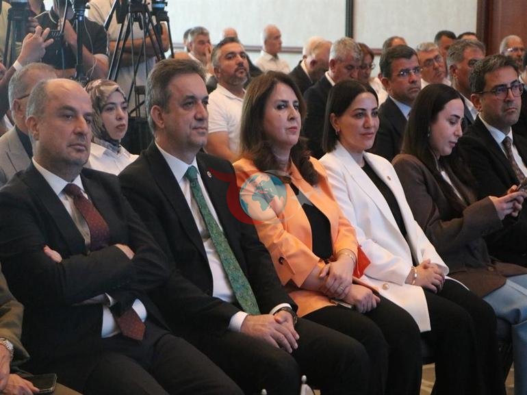 AK Partiya Ümumi Başçı Köməkçisi Yazıcı: Yeni konstitusiya referendumla canlanacaq