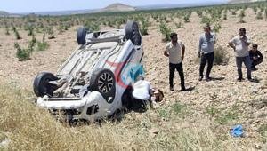 Şanlıurfa’da kaza Evde sağlık ekibi şarampole devrildi