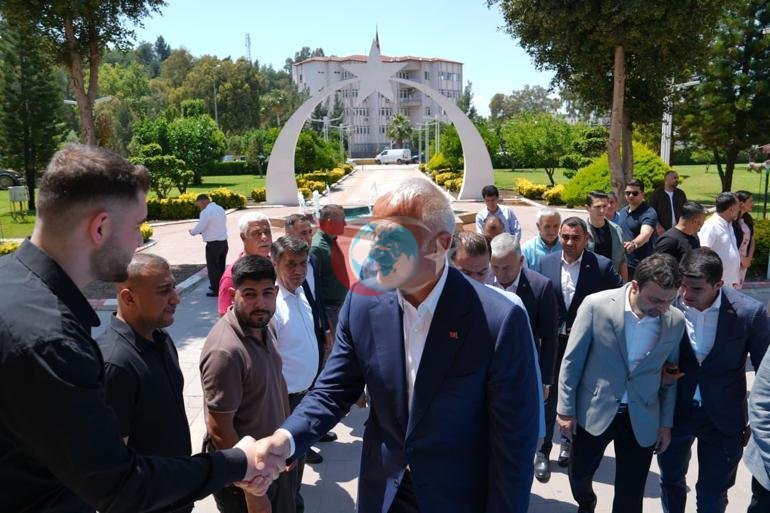 Bakan Ersoy, Antalyalı çiftin nikah şahidi oldu