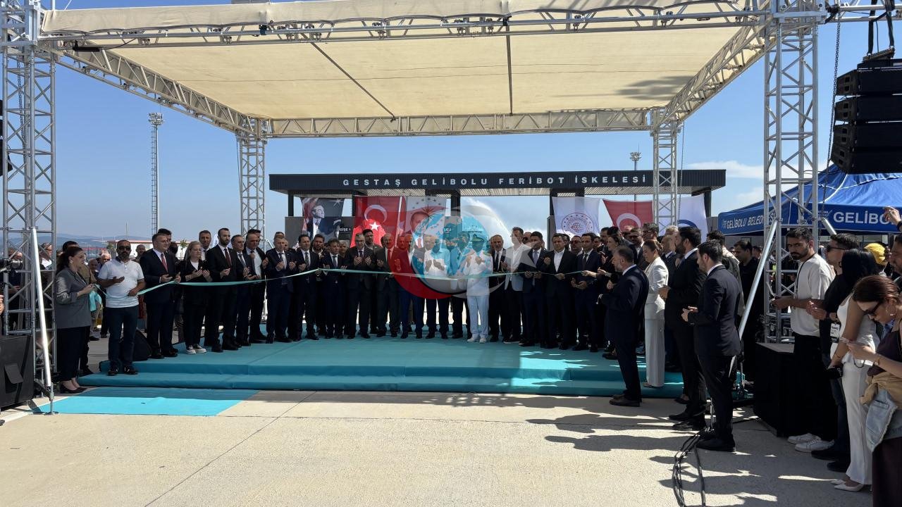 Bakan Uraloğlu duyurdu: İstanbul-Çanakkale arası 2 saate düşüyor
