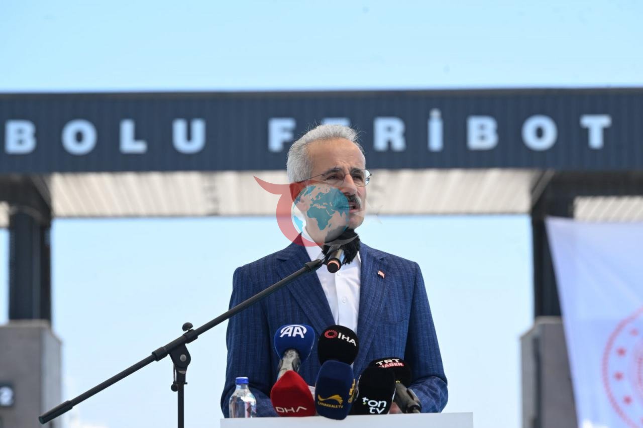 Bakan Uraloğlu duyurdu: İstanbul-Çanakkale arası 2 saate düşüyor