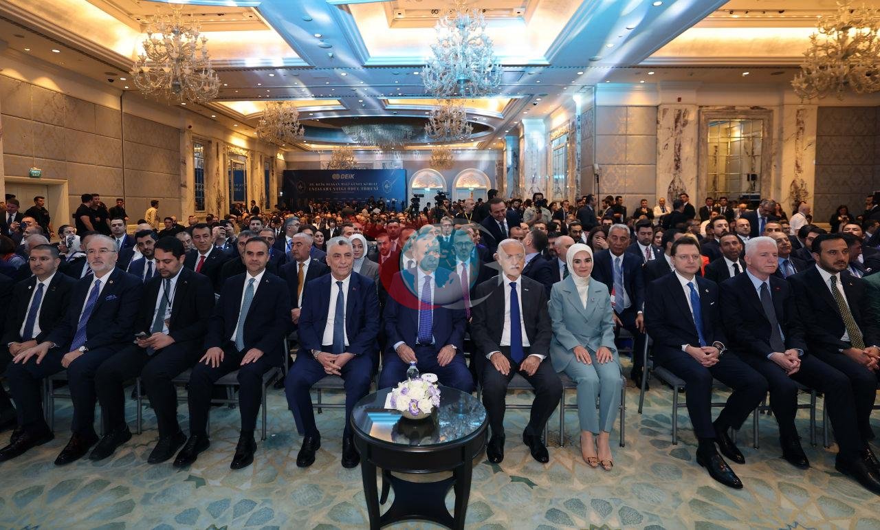 DEİK 39-njy Adaty Maliýe Baş Assambleýasy we Masters baýrak gowşurylyş dabarasyna 5-nji hormat