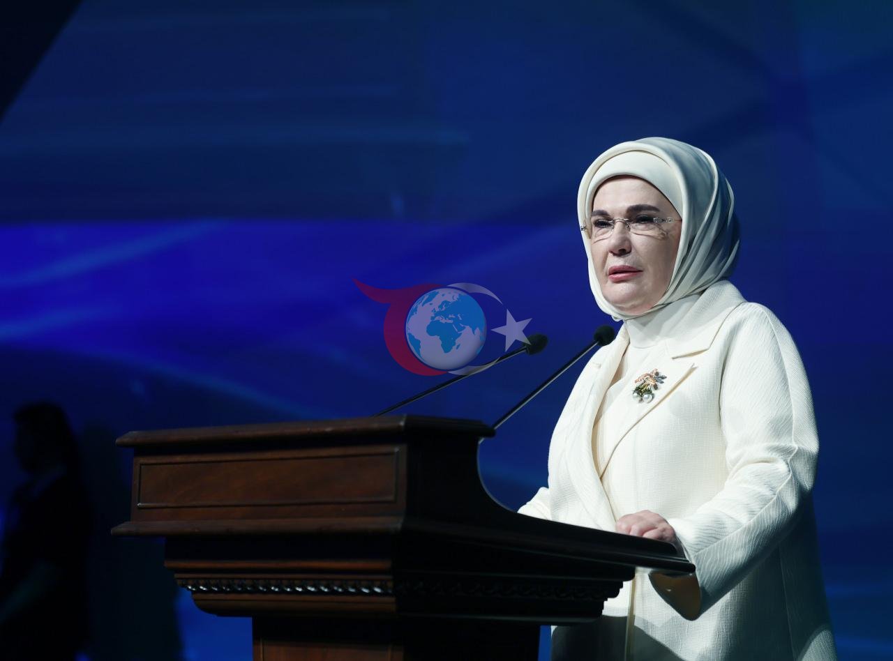  Prezident Rejep Taýyp Erdoganyň aýaly Emine Erdogan 