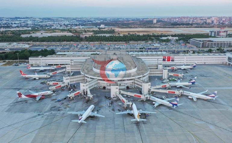 Bakan Uraloğlu: Yılın ilk 5 ayında 89 milyon yolcu hava yolu ile seyahat etti