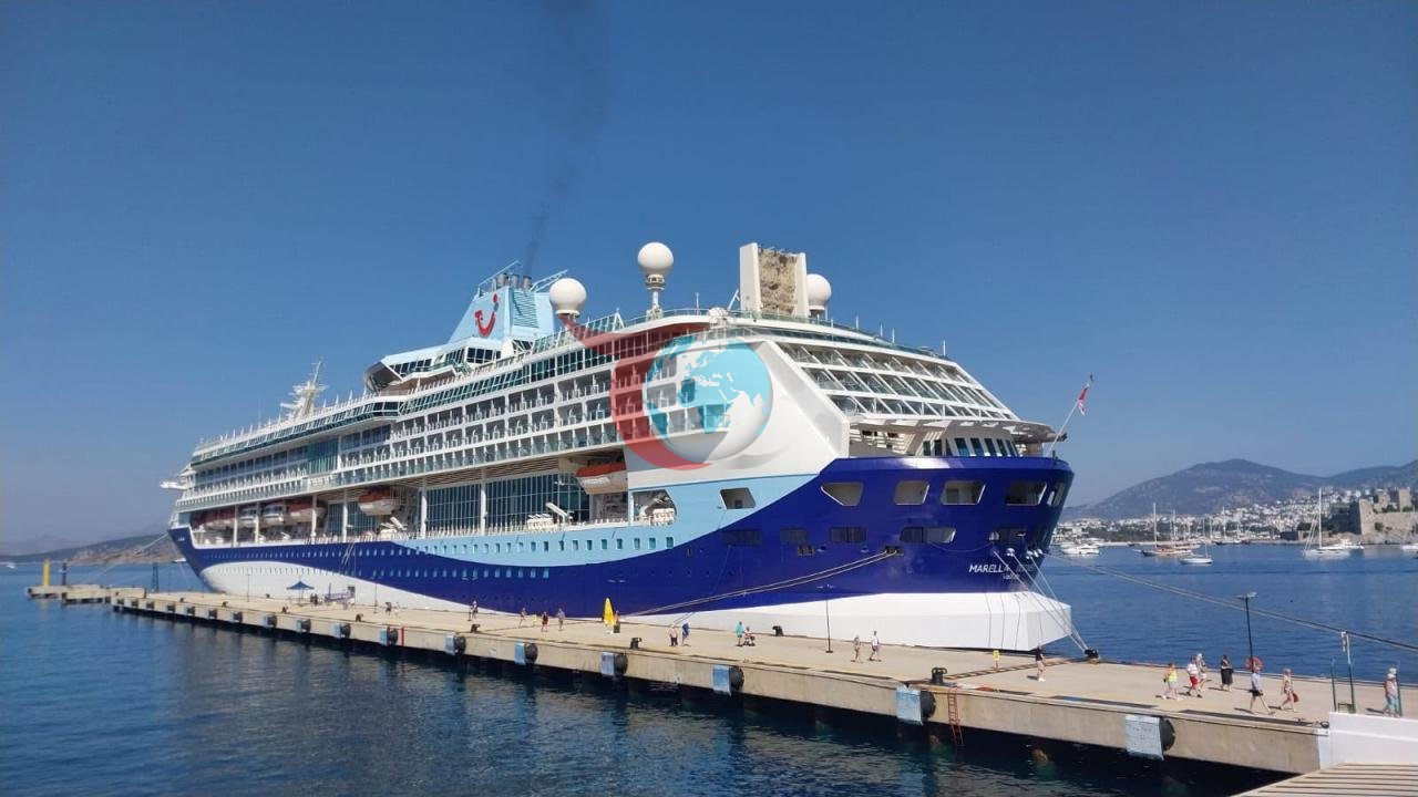 Lüks Kruvaziyer Marella Discovery Bodrum'da