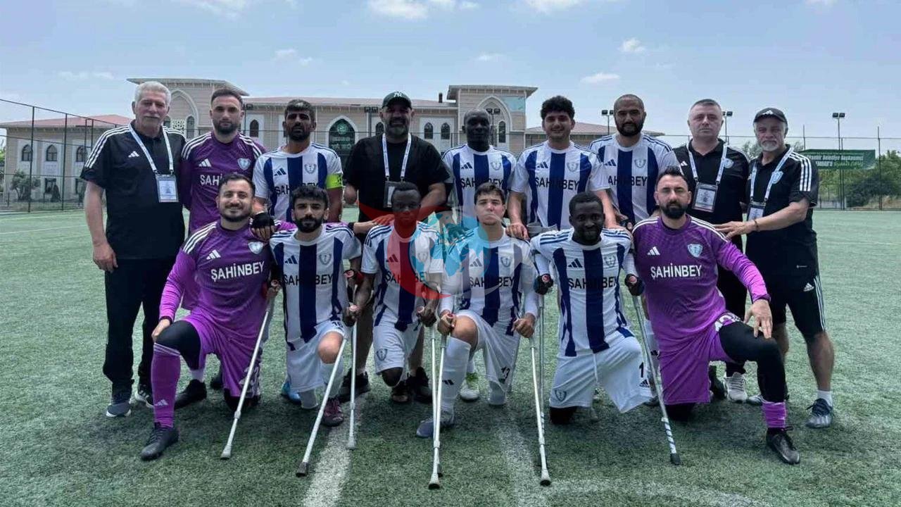 Şahinbey Belediyespor Ampute Futbol Süper Ligi'nde Şampiyon!