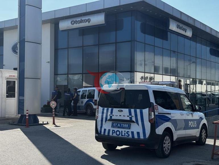 İstanbulun ardından bu kez Antalya Otokoç yetkili servisine silahla ateş açıldı