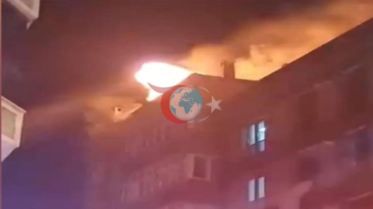 Esenyurt'ta Çatıda Çıkan Yangın Panik Yarattı