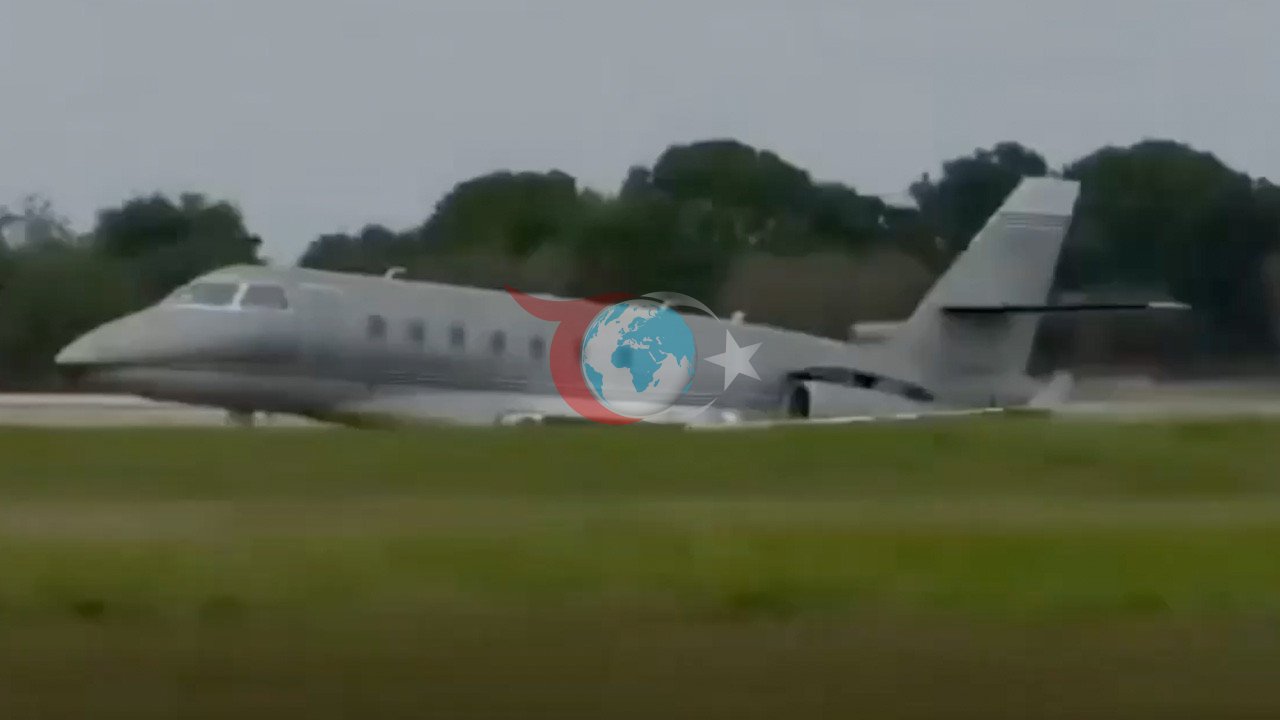 Dominik Cumhuriyeti'nde İş Jeti Kazası: İki Pilot Hayatını Kaybetti