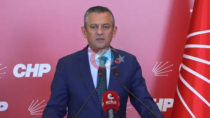 Özgür Özel, CHP Grup Toplantısında Kritik Açıklamalar Yapacak