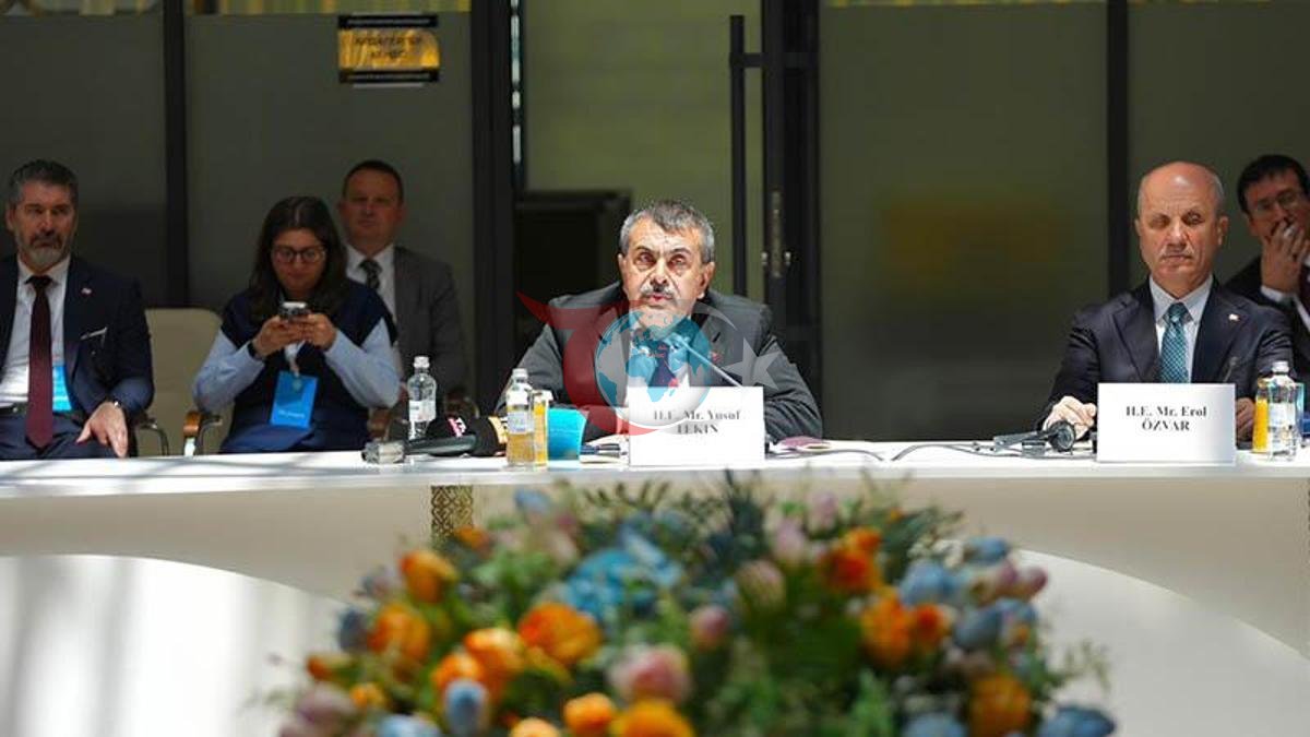 Bakan Tekin, Türkistan'da Türk Akademisi Toplantısına Katıldı