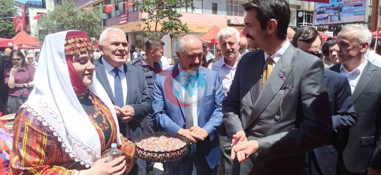 Devrek'te Hayat Boyu Öğrenme Haftası Renkli Etkinliklerle Kutlandı
