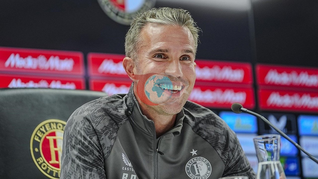 Feyenoord, Robin van Persie ile Yollarını Ayırdı: Yeni Dönem Başlıyor