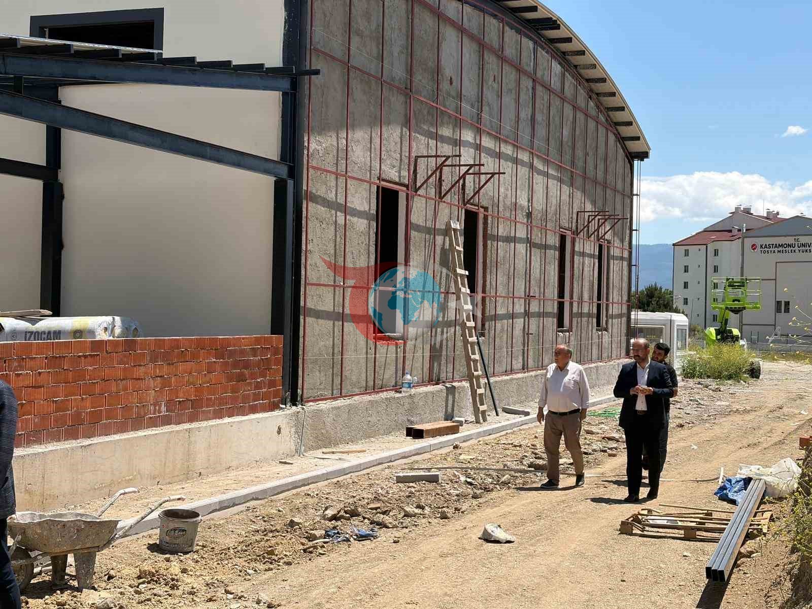 Tosya'da Modern Düğün Salonu Çalışmaları Hız Kesmeden Devam Ediyor