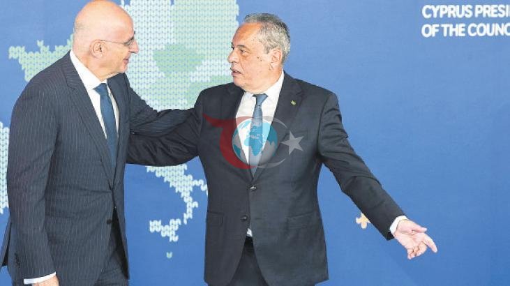Double, Havada Təcavüz İddialarını rədd edir