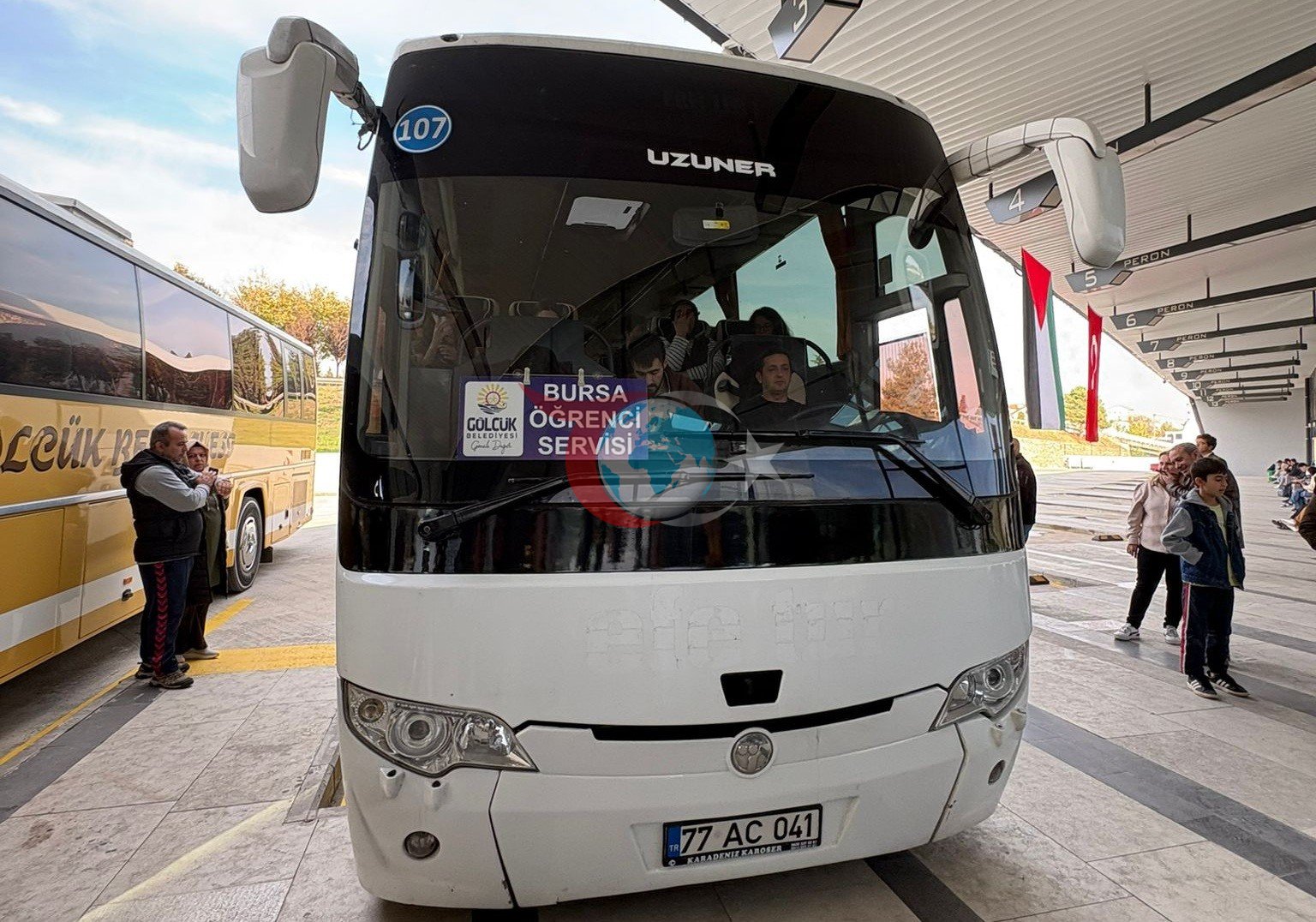 Gölcük'ün Ücretsiz Servisleri 5 Binden Fazla Öğrenciye Ulaştı