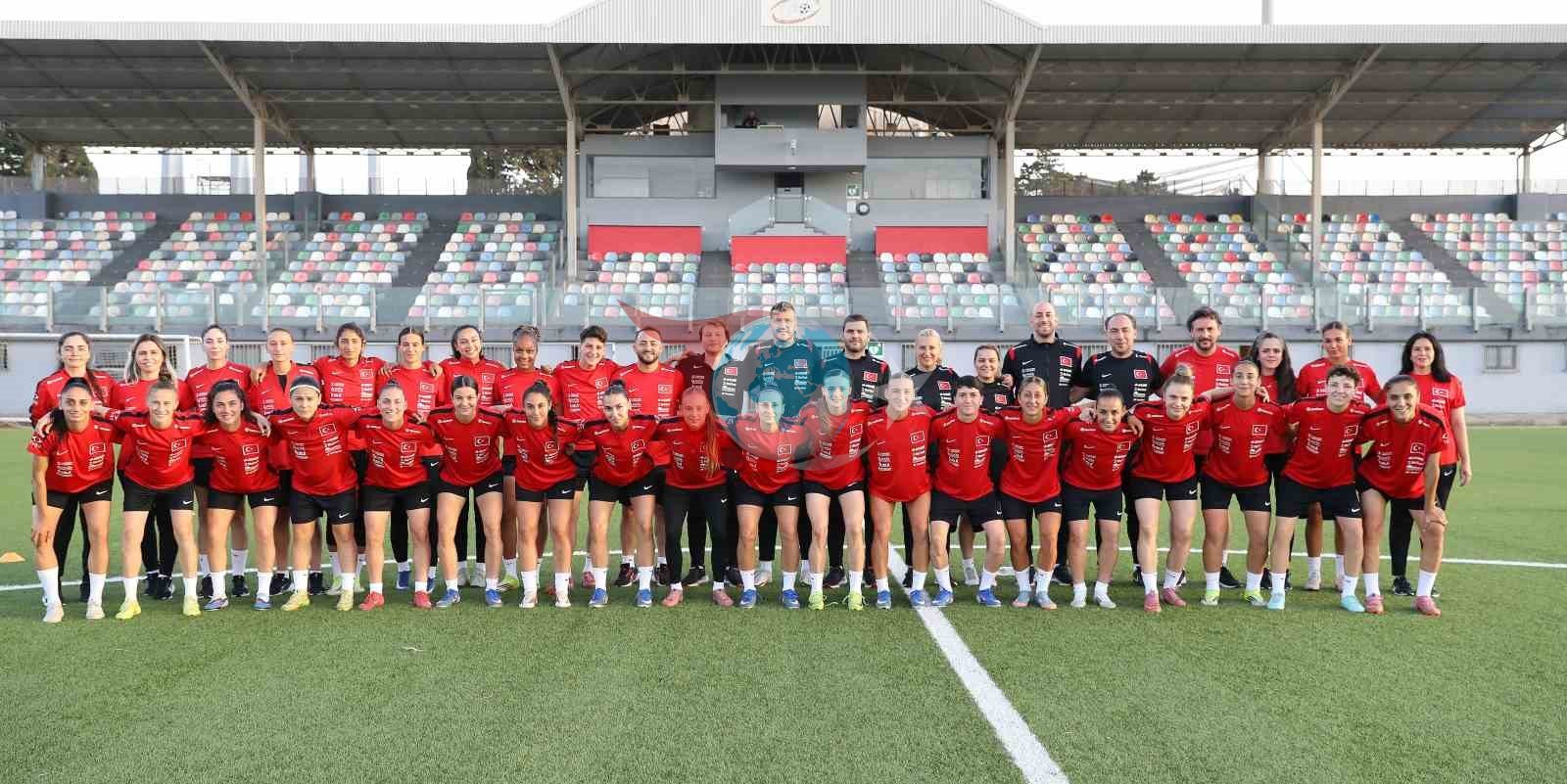 Kadın Milliler, Malta Deplasmanında Tarih Yazmaya Hazırlanıyor