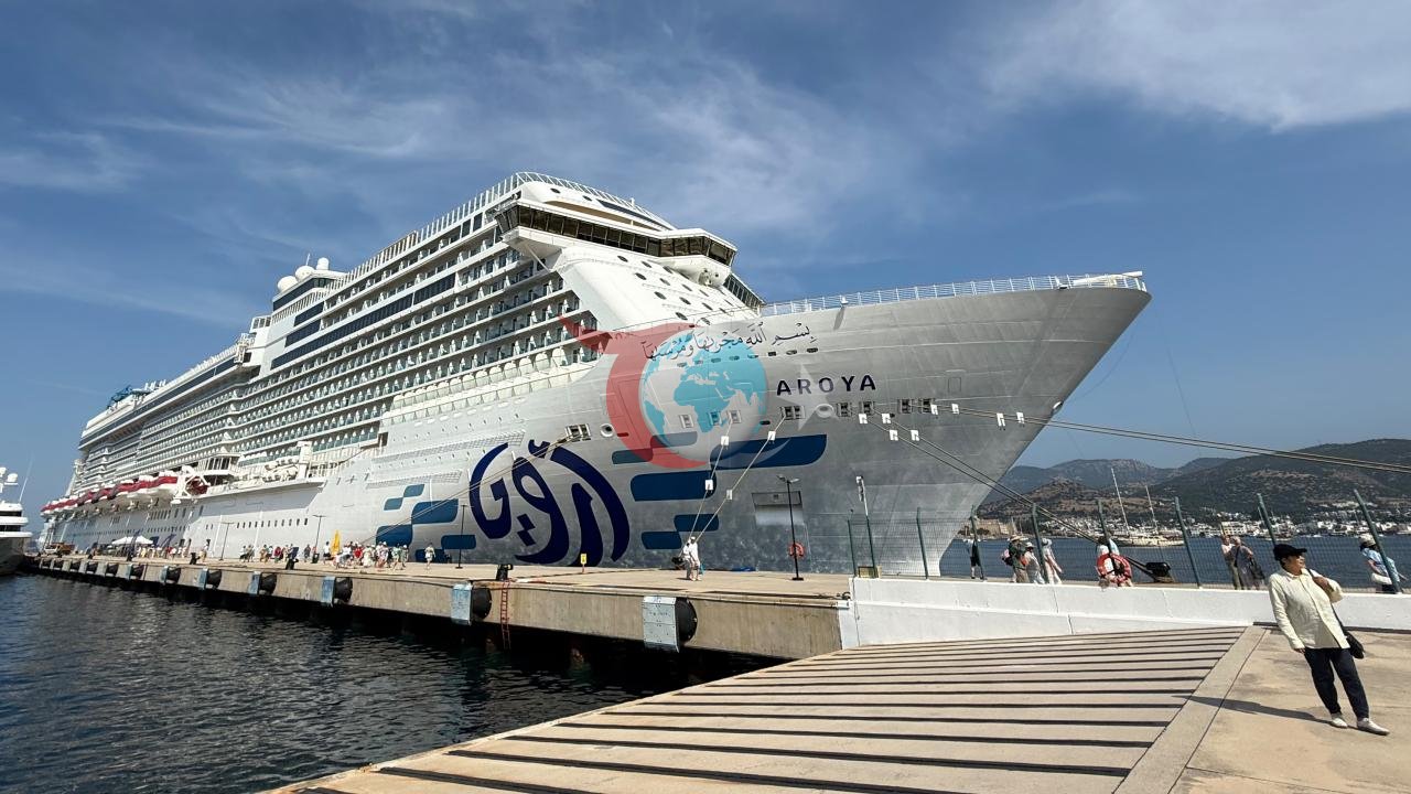 Bodrum'a Kruvaziyer Ziyareti: 2 Bin 59 Turist İlçeye Geldi