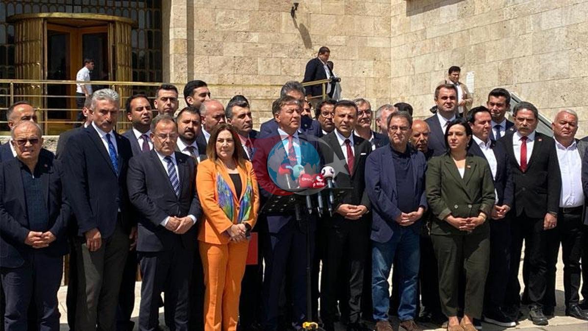 CHP'nin 72 İl Başkanı Kurultay Çağrısı Yaptı