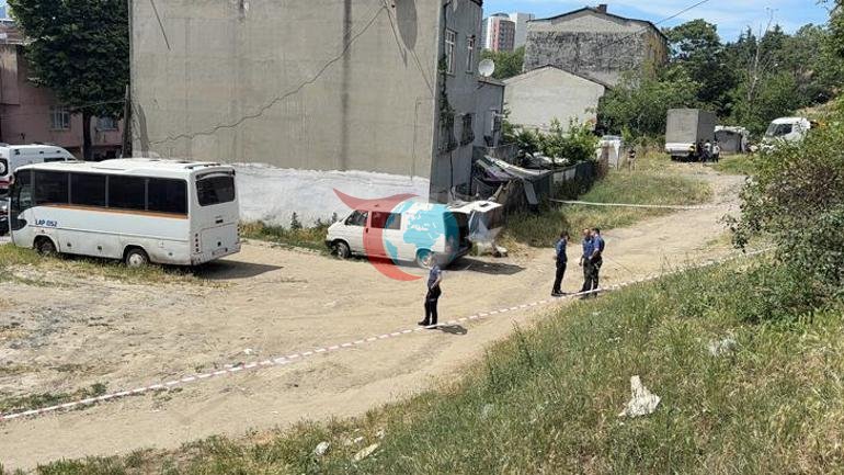Bağcılarda dehşet Bagajdan ceset çıktı: Çocuklar merak edip açtı