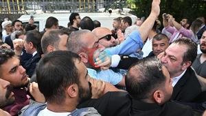 Türkiyə Böyük Millət Məclisi qarşısında CHP üzvləri arasında dava